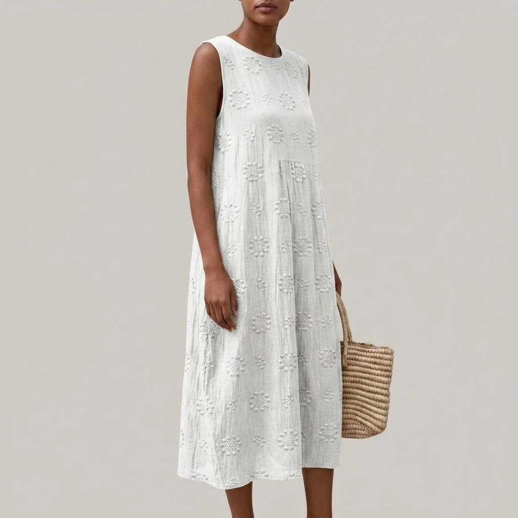 Sleeveless Elegant Midi Dress With Pockets And Floral Embroidery