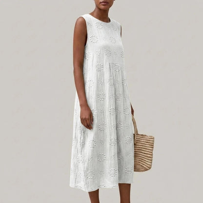 Sleeveless Elegant Midi Dress With Pockets And Floral Embroidery