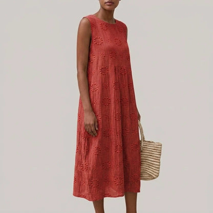 Sleeveless Elegant Midi Dress With Pockets And Floral Embroidery