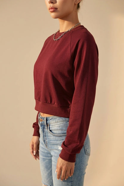 Cropped Sweatshirt with Crew Neck and Raglan Sleeves — variant_front