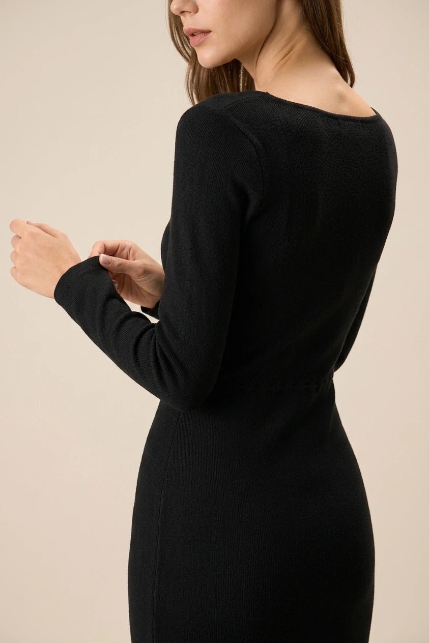 Women's Black Square Neck Mermaid Sweater Maxi Dress — variant_front