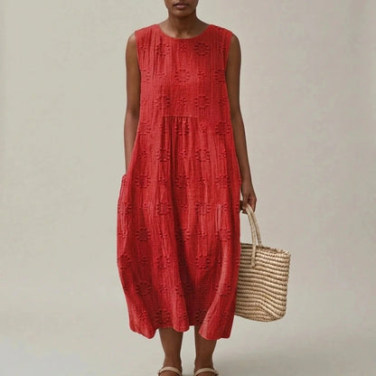 Sleeveless Elegant Midi Dress With Pockets And Floral Embroidery