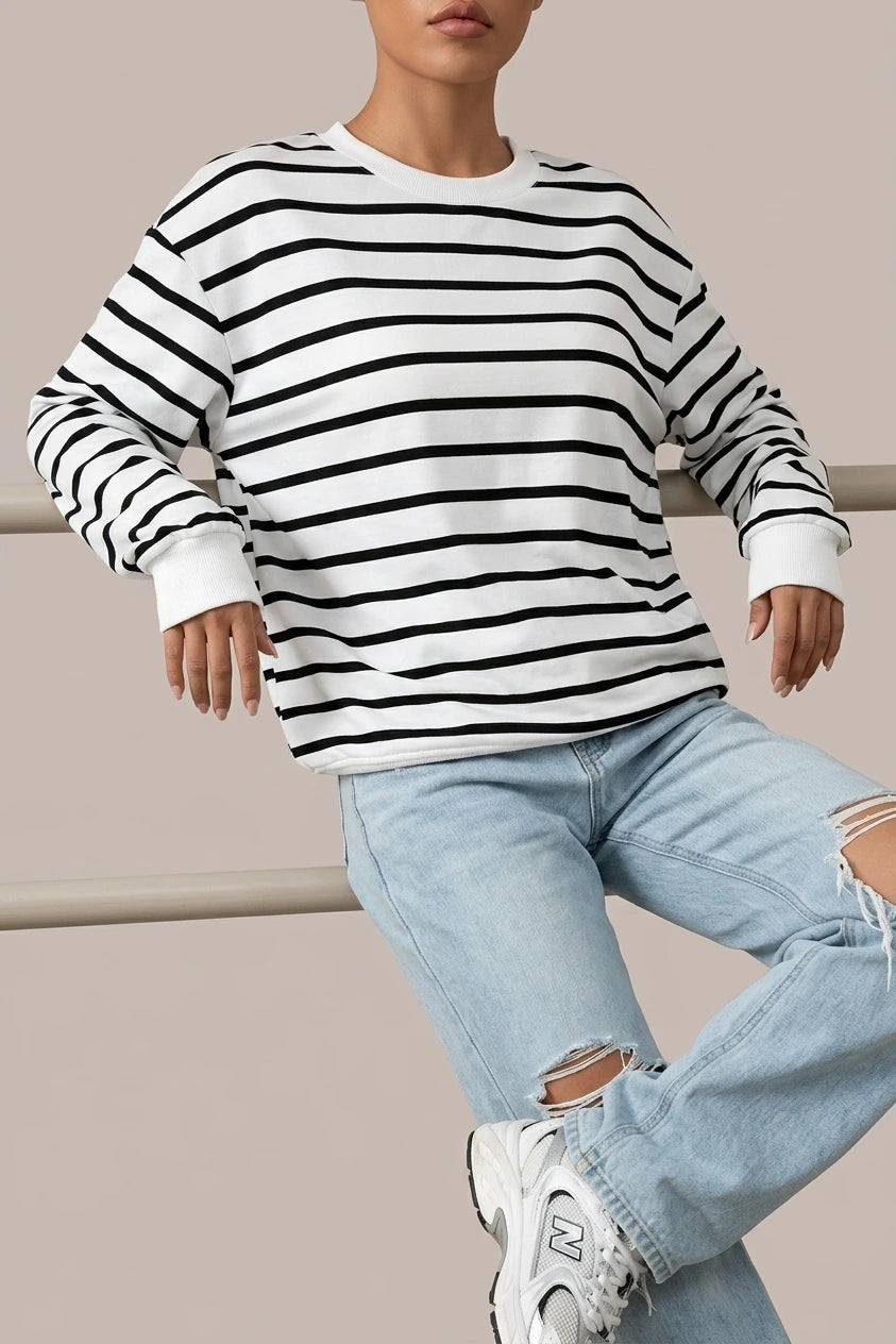 Relaxed Striped Crew Neck Sweatshirt with Ribbed Cuffs — variant_front