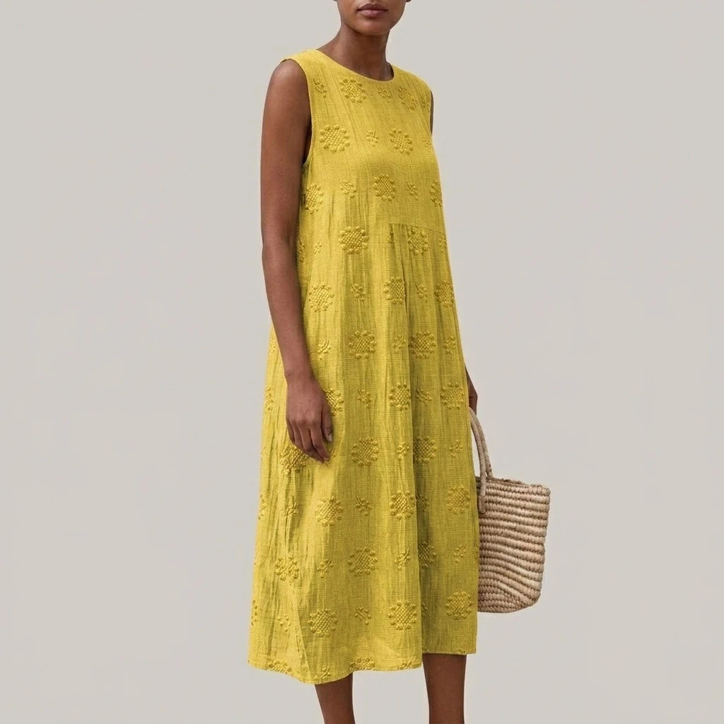 Sleeveless Elegant Midi Dress With Pockets And Floral Embroidery