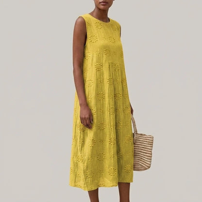 Sleeveless Elegant Midi Dress With Pockets And Floral Embroidery