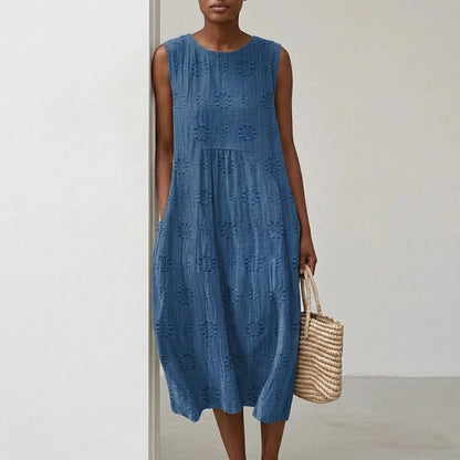Sleeveless Elegant Midi Dress With Pockets And Floral Embroidery