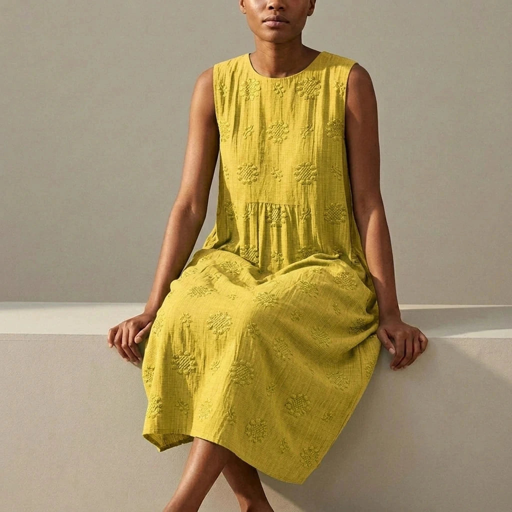 Sleeveless Elegant Midi Dress With Pockets And Floral Embroidery