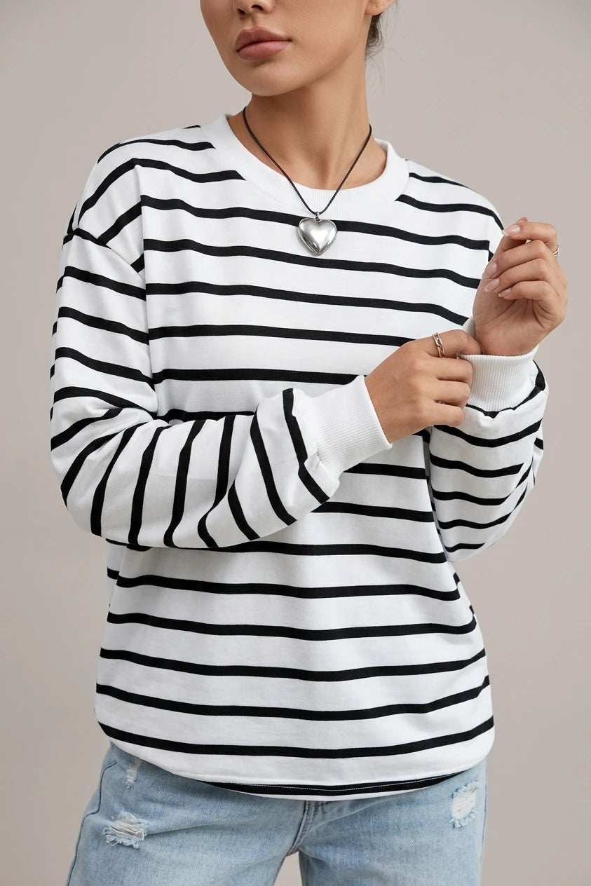 Relaxed Striped Crew Neck Sweatshirt with Ribbed Cuffs — variant_front