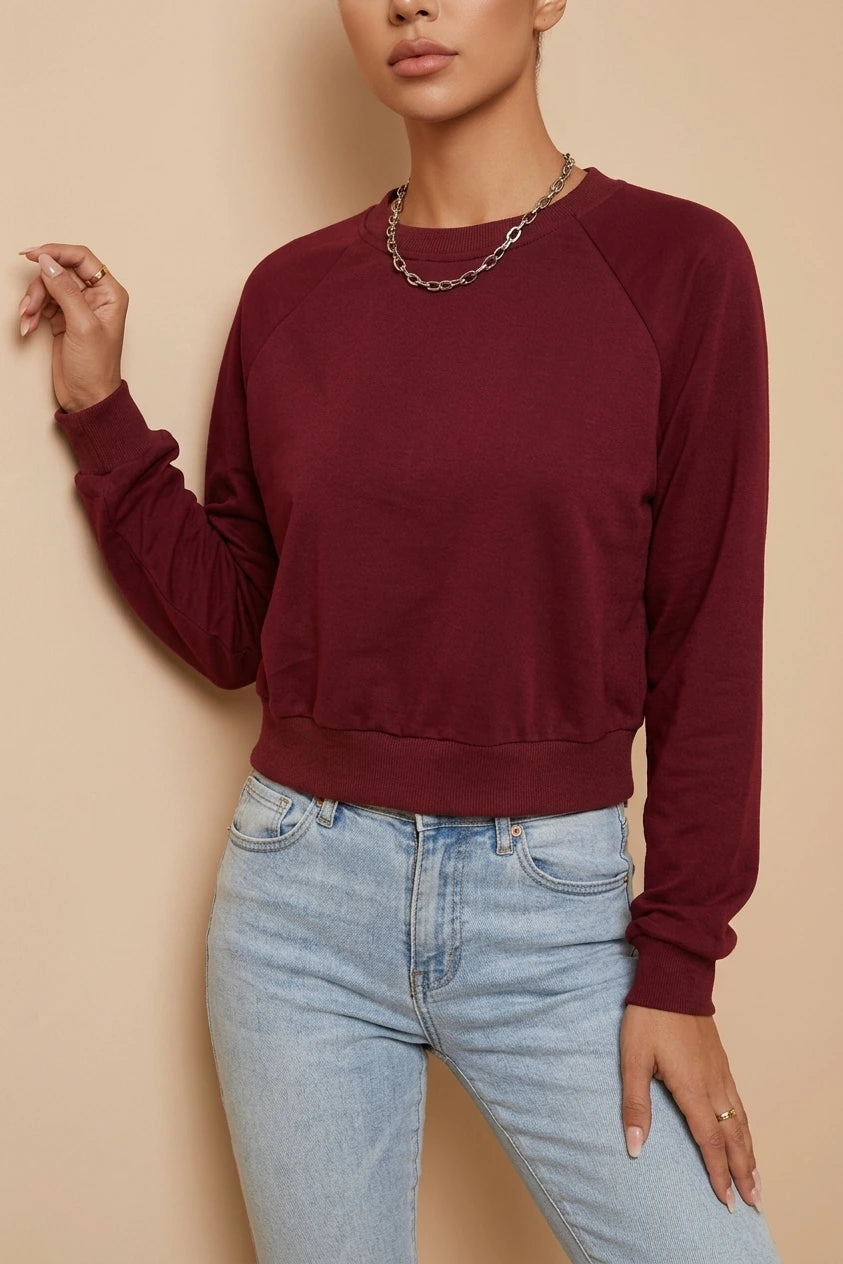 Cropped Sweatshirt with Crew Neck and Raglan Sleeves — variant_front