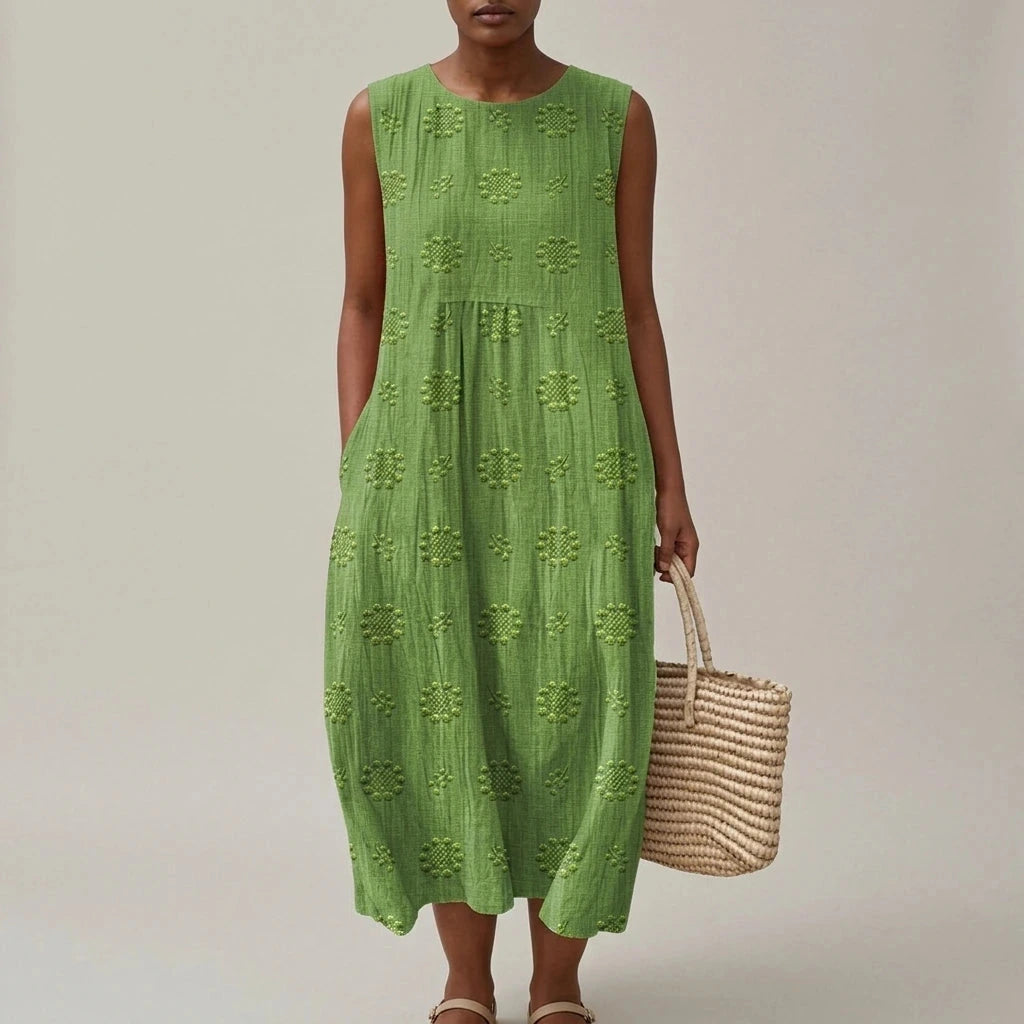 Sleeveless Elegant Midi Dress With Pockets And Floral Embroidery