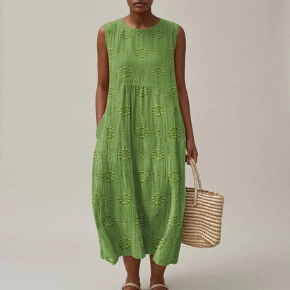 Sleeveless Elegant Midi Dress With Pockets And Floral Embroidery