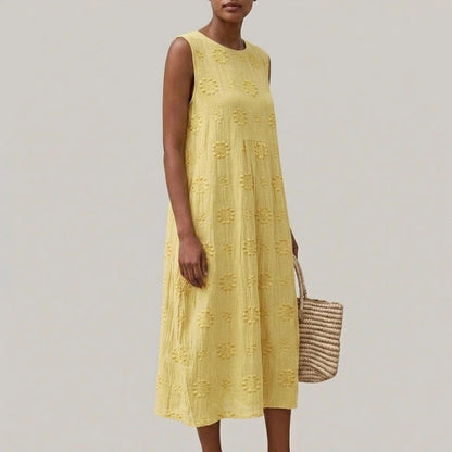 Sleeveless Elegant Midi Dress With Pockets And Floral Embroidery