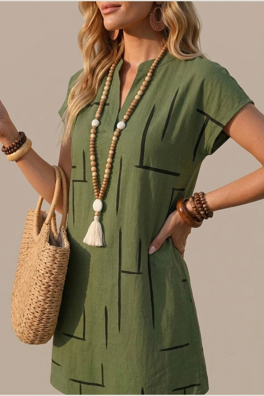 Notch Neck Shift Short Sleeve Knee Length Dresses With Abstract Print