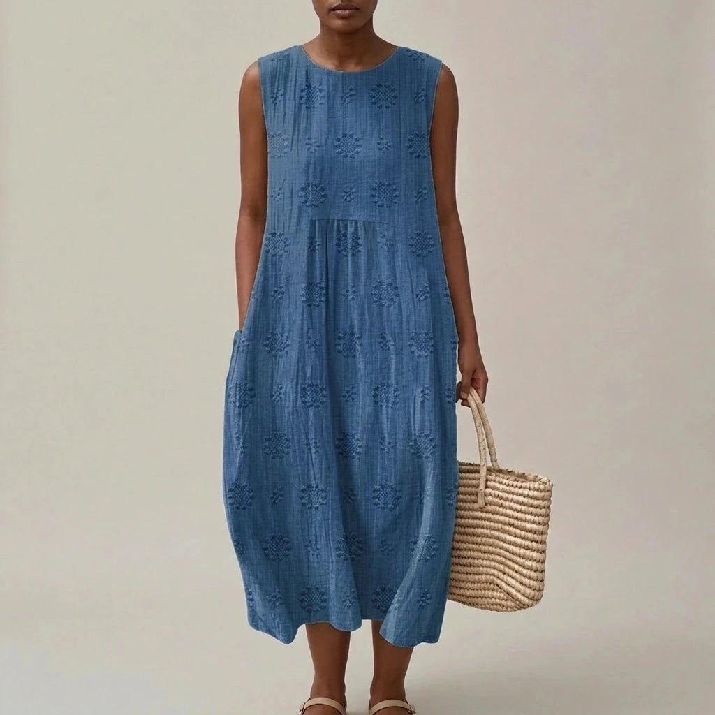 Sleeveless Elegant Midi Dress With Pockets And Floral Embroidery