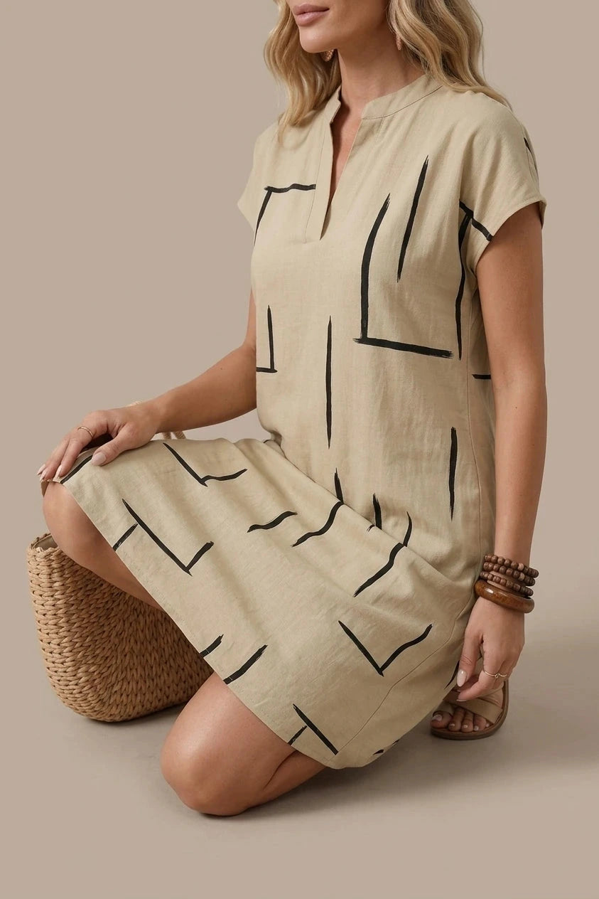 Notch Neck Shift Short Sleeve Knee Length Dresses With Abstract Print
